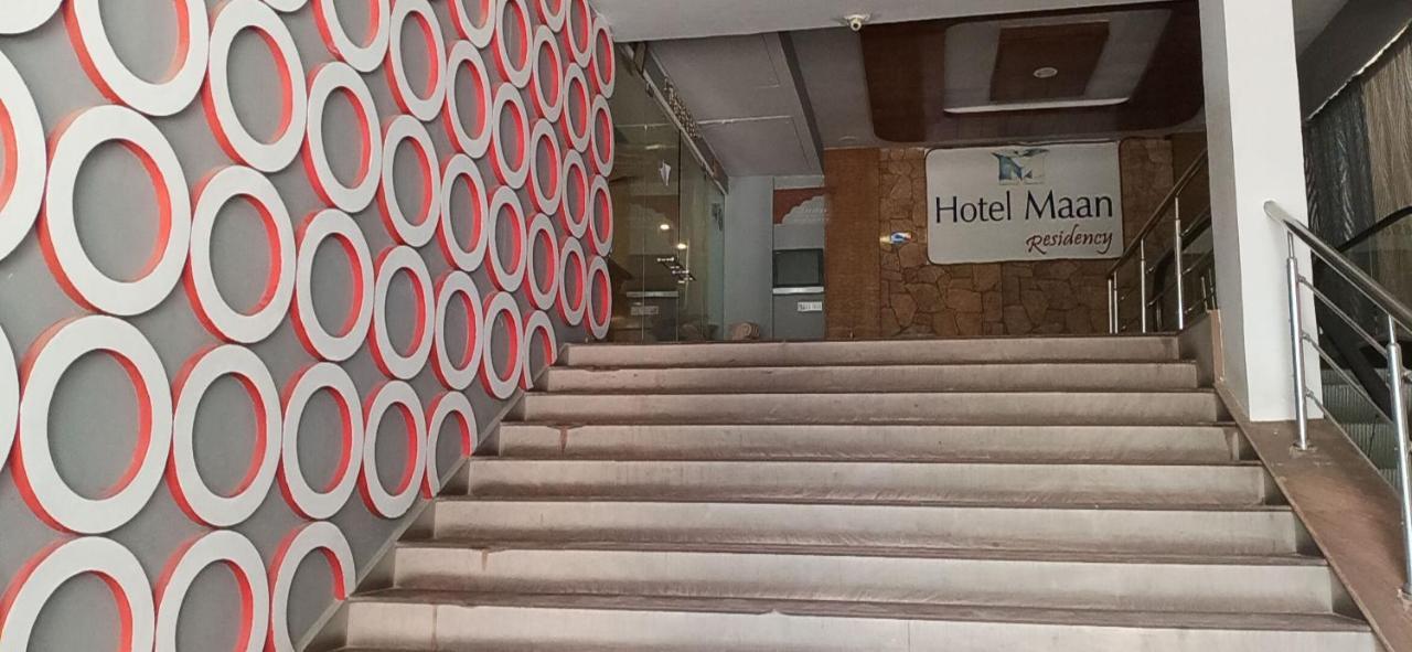 Hotel Maan Residency Ahmedabad Eksteriør bilde